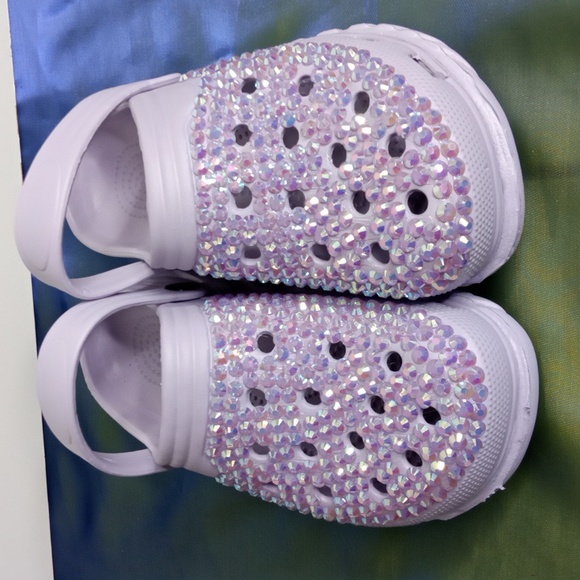 Lavender Luxe Crystal Clogs  Small - Picture 2 of 16